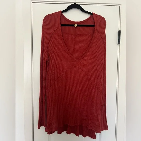 Free People Rust Waffle Knit Shirt Size Medium - Picture 1 of 3